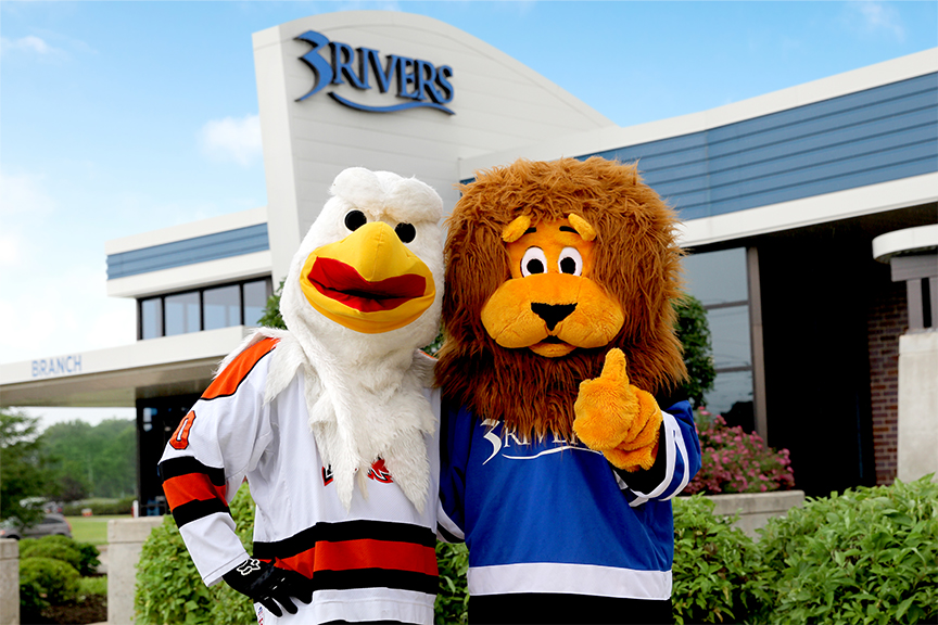 IMG_7734 Over the Edge with the Komet's Mascot, Icy.
