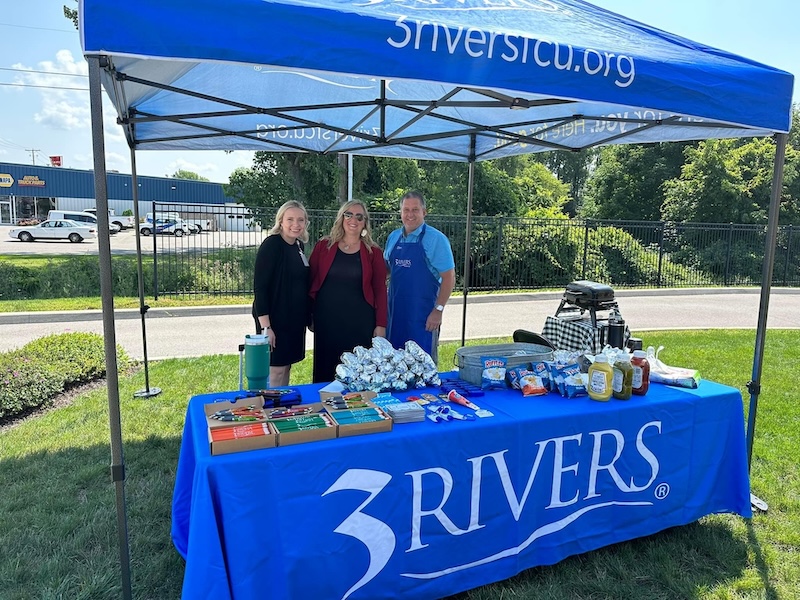 3Rivers team members pose for a photo during the Kendallville branch's member appreciation day in 2023.