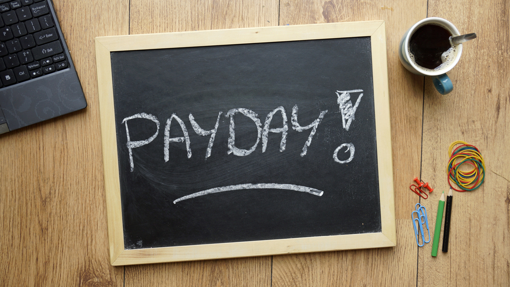 Stop Living Paycheck to Paycheck | Image source: Shutterstock.com / Artist: Brt