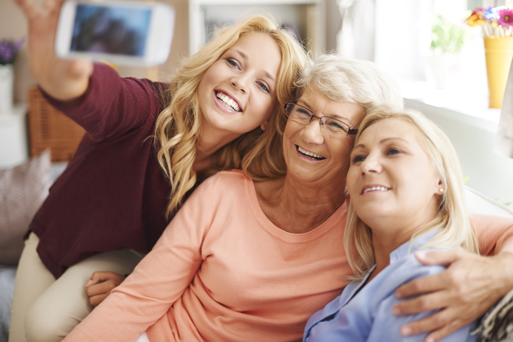 Money Mistakes Across Generations | Image source: Shutterstock.com / Photographer: gpointstudio