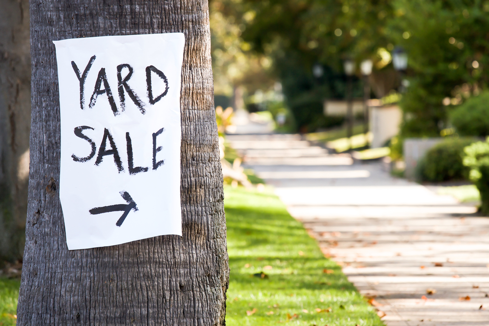 How to Host a Successful Yard Sale | Image source: Shutterstock.com / Photographer: Jerome Kundrotas