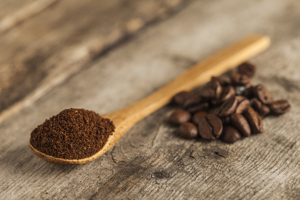 Recycle Used Coffee Grounds | Image source: Shutterstock.com / Photographer: Ramon L. Farinos