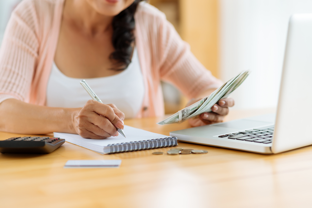 Free Budgeting Tools + Calculators | Image source: Shutterstock.com / Photographer: Dragon Images